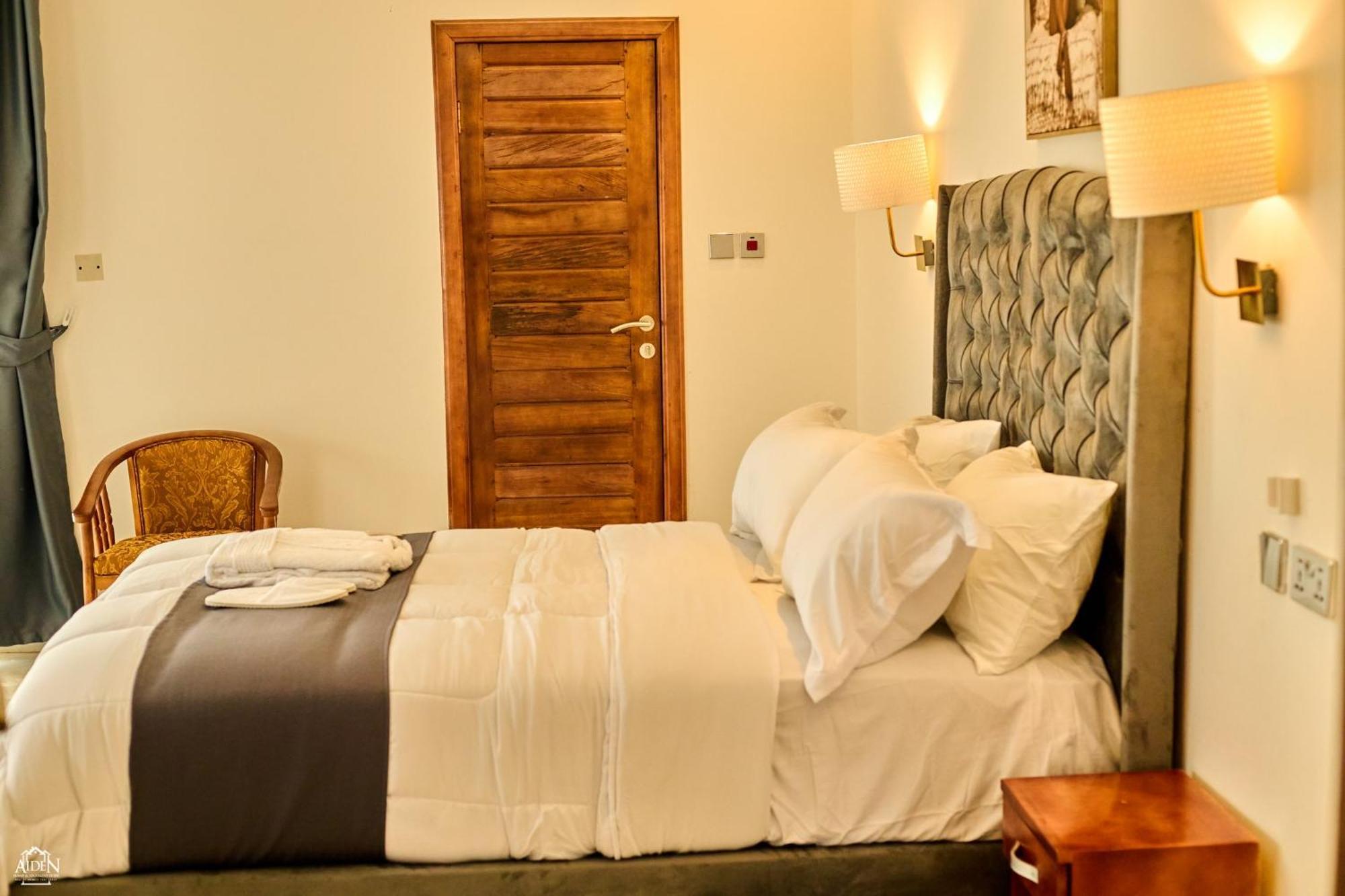 Aiden Homes And Apartments Hotel Koforidua Kültér fotó