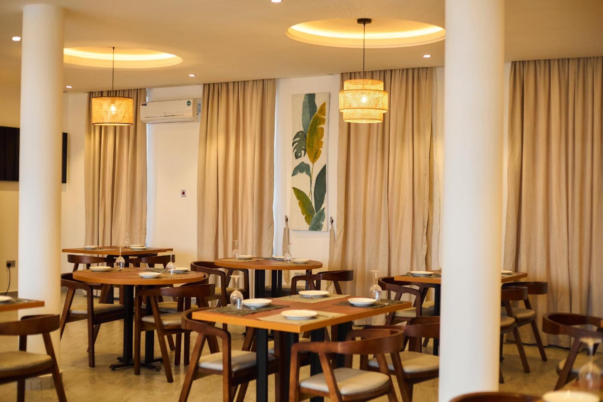 Aiden Homes And Apartments Hotel Koforidua Kültér fotó