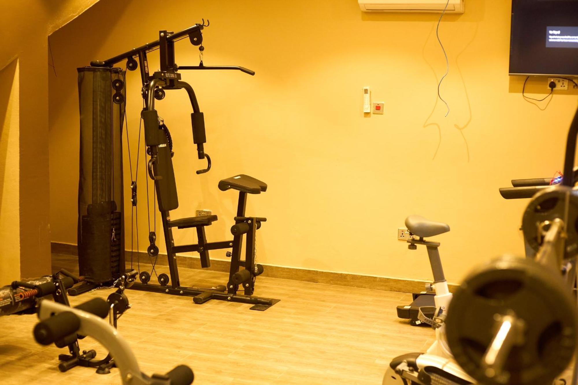 Aiden Homes And Apartments Hotel Koforidua Kültér fotó