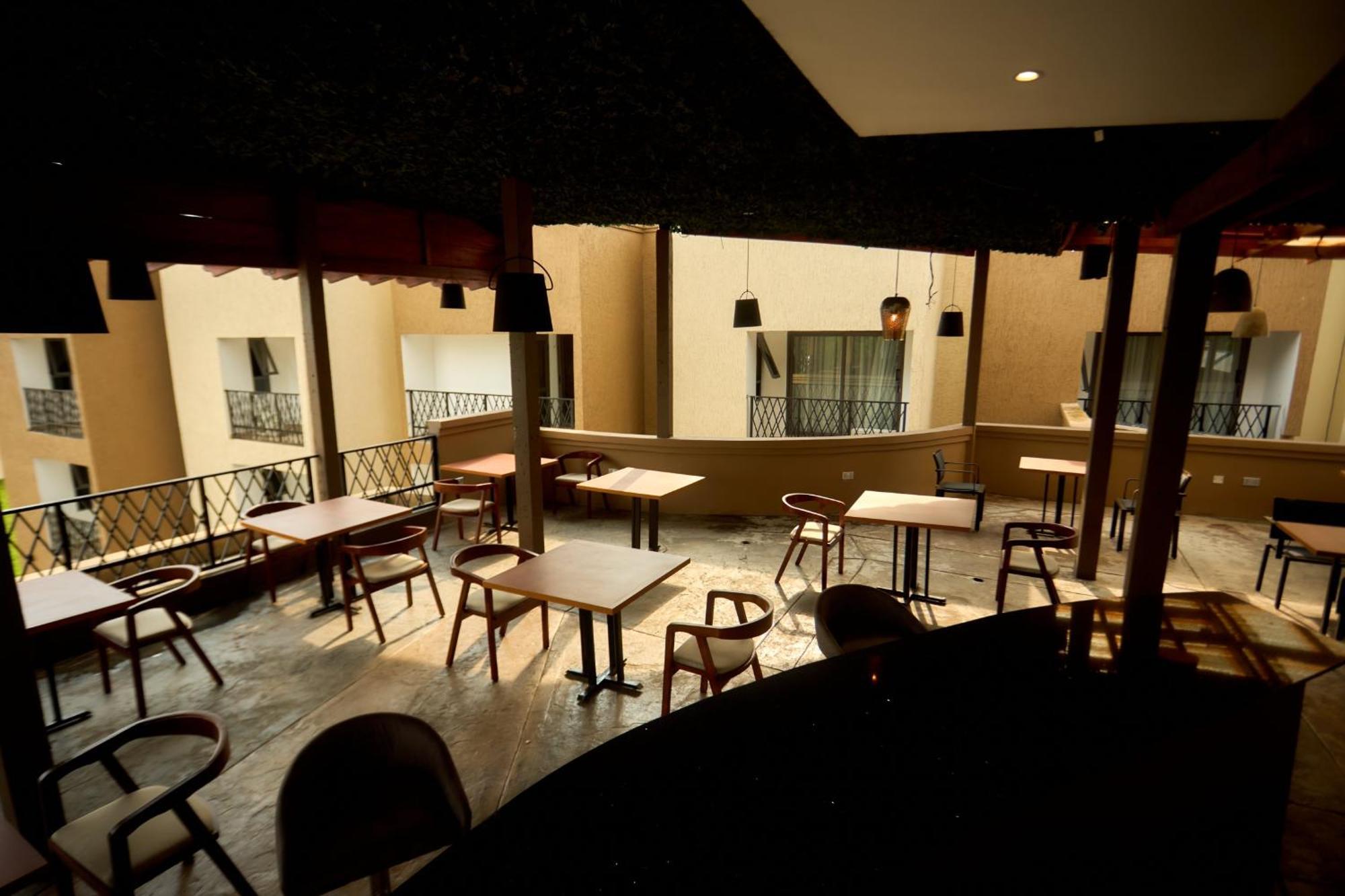 Aiden Homes And Apartments Hotel Koforidua Kültér fotó