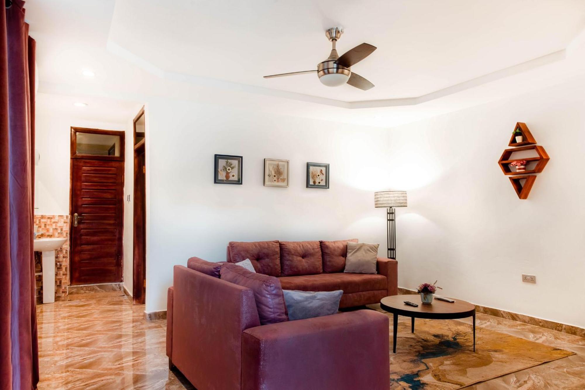 Aiden Homes And Apartments Hotel Koforidua Kültér fotó